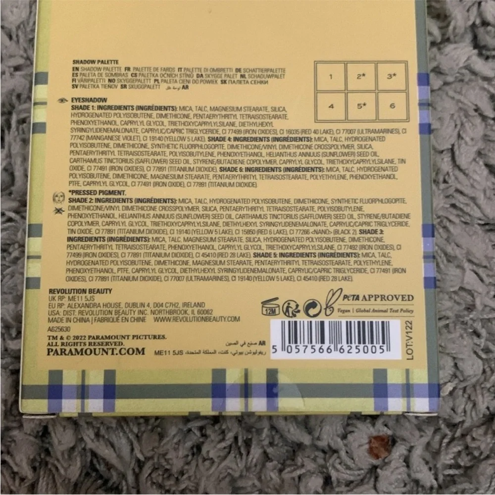 Makeup Revolution x Clueless Cher’s Wardrobe Eyeshadow Palette New in Box